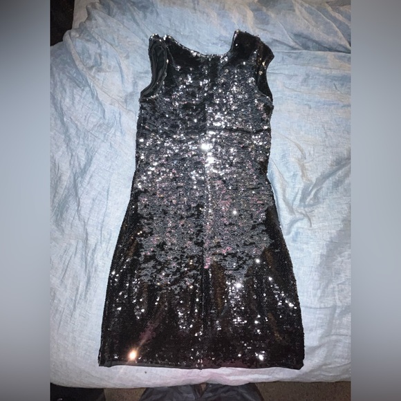 Maniju flip sequin dress black and silver size small - Picture 2 of 3